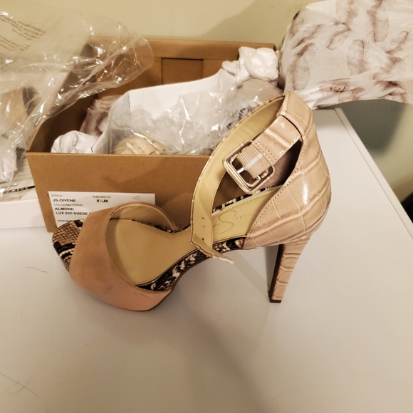 Jessica Simpson open toe heels - Picture 3 of 5